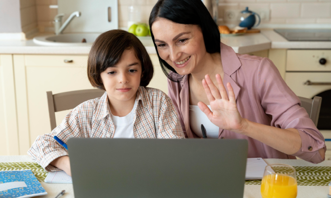 GrowthJockey’s Engagement Mastery_ The Parent Communication Stack Boosting Cambridge’s Satisfaction Scores.webp