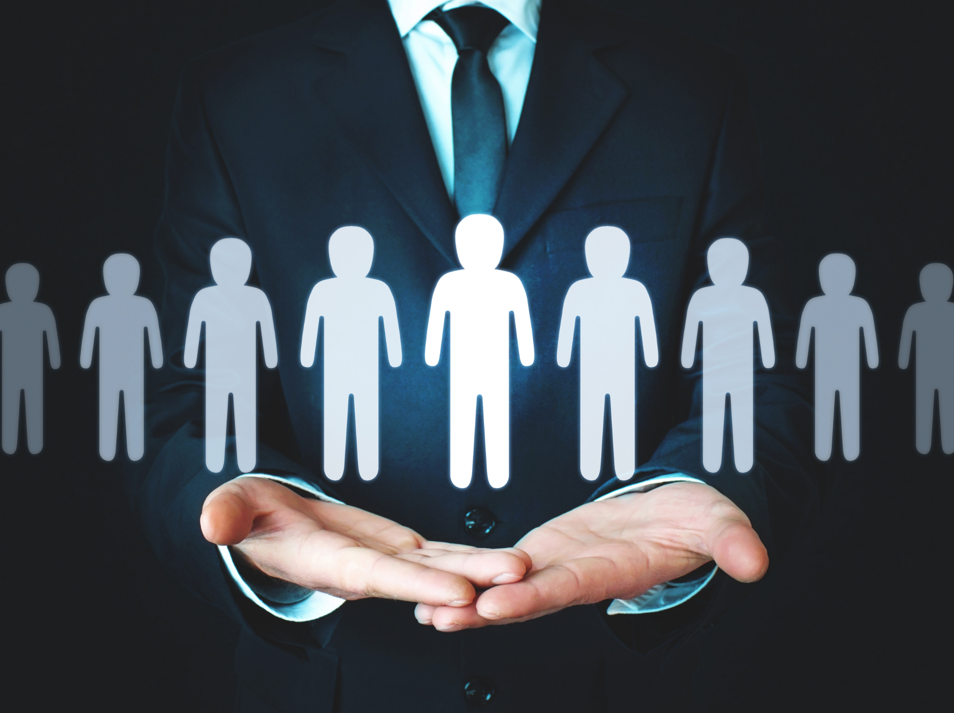 Mastering Customer lifecycle management blog feature image.png